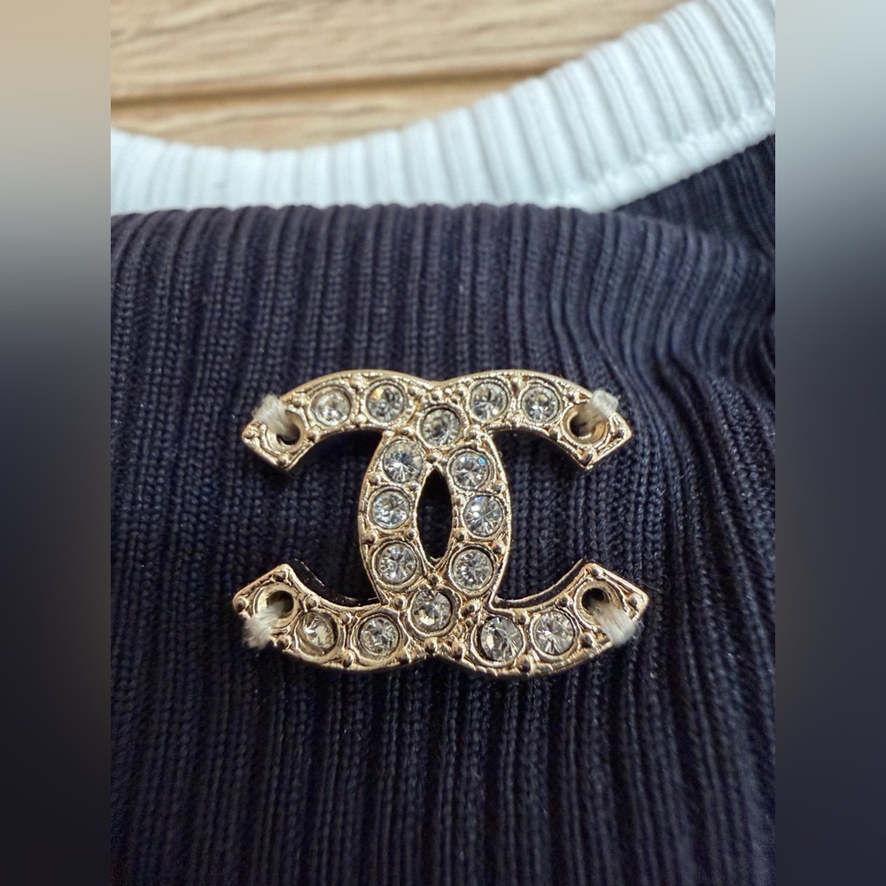 Chanel 22S Black White Crystal CC Logo Bikini Two Piece Swimsuit Bathing Suit 38 - Picture 4 of 16